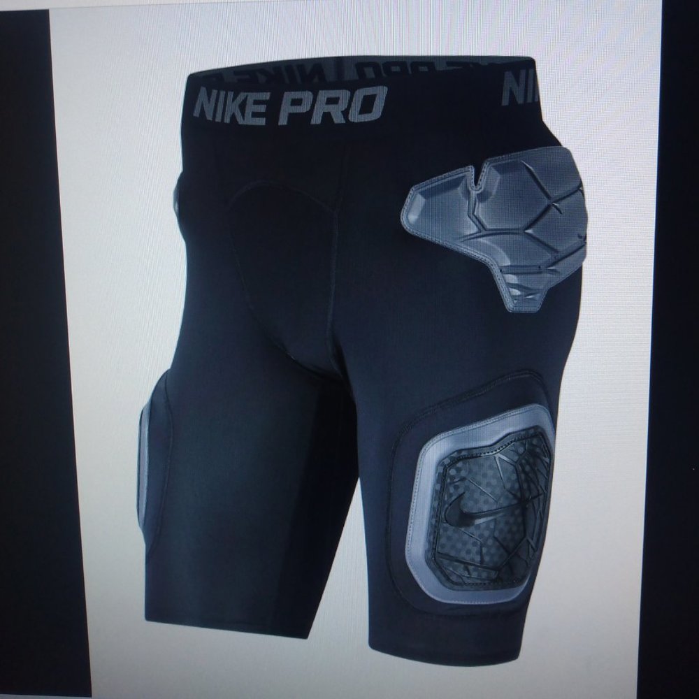 Nike Pro Hyperstrong Targeted Impact Compression football NWOT size medium $75